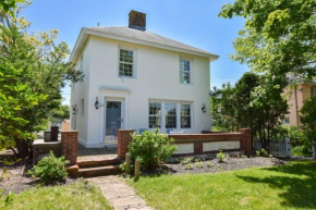 Centrally Located Home w Patio Fire Pit